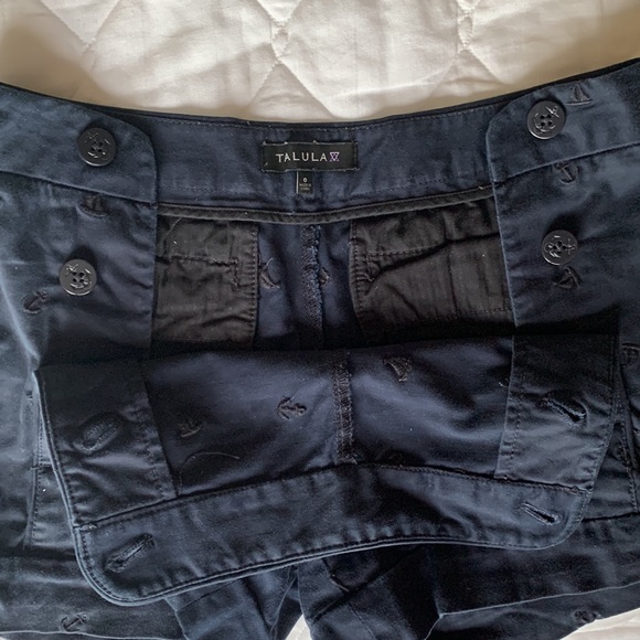 Talula - Navy High Rise Button-up Shorts - Picture 4 of 4